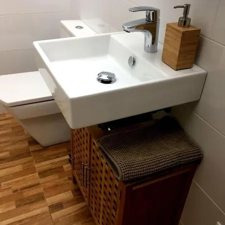 Girona's Ground Floor At The Price! Perfect Familiy Holidays Apartment Girona
