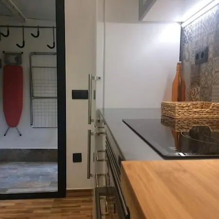 Girona's Ground Floor At The Price! Perfect Familiy Holidays Apartment Girona